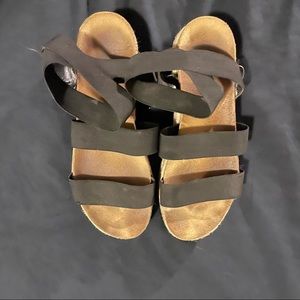 Steve Madden Black Kimmy Sandals